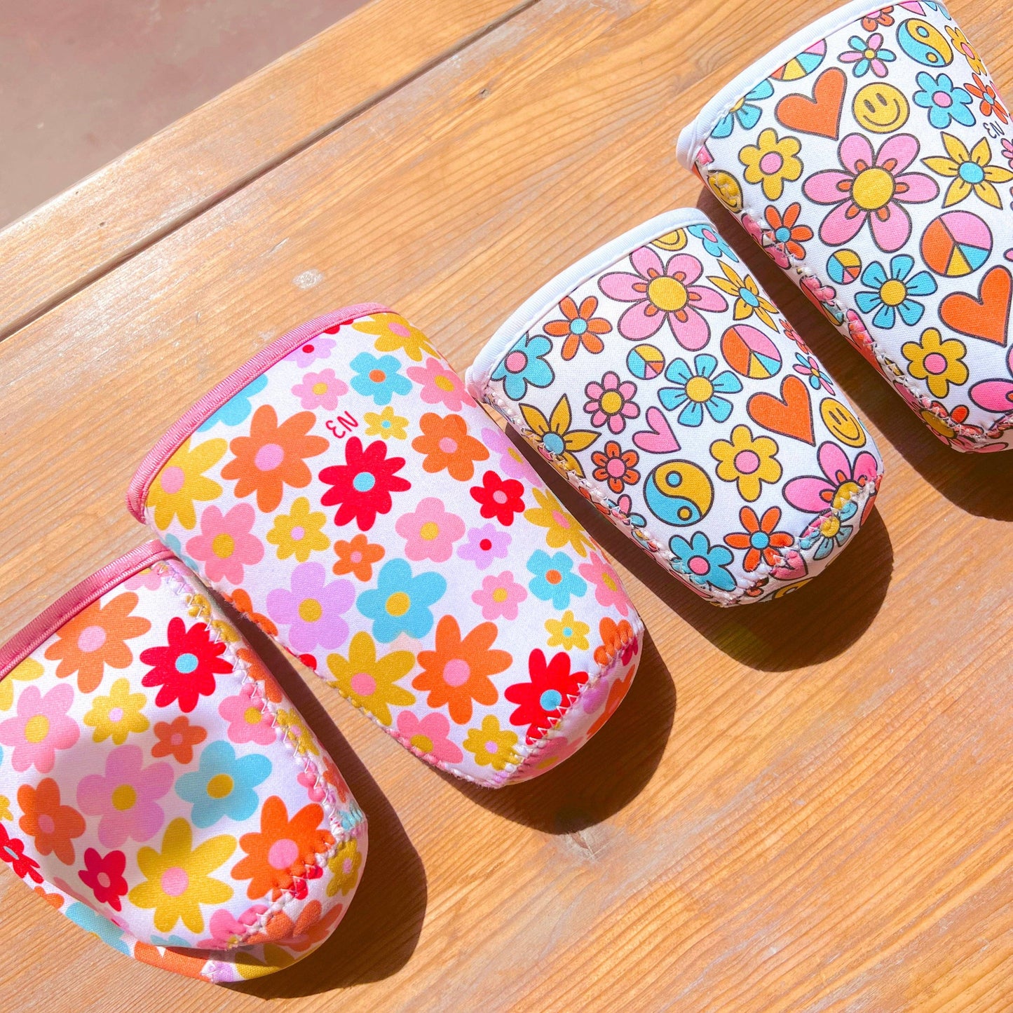Cutie Cup Cover - Retro Florals - Iced Drink Sleeve